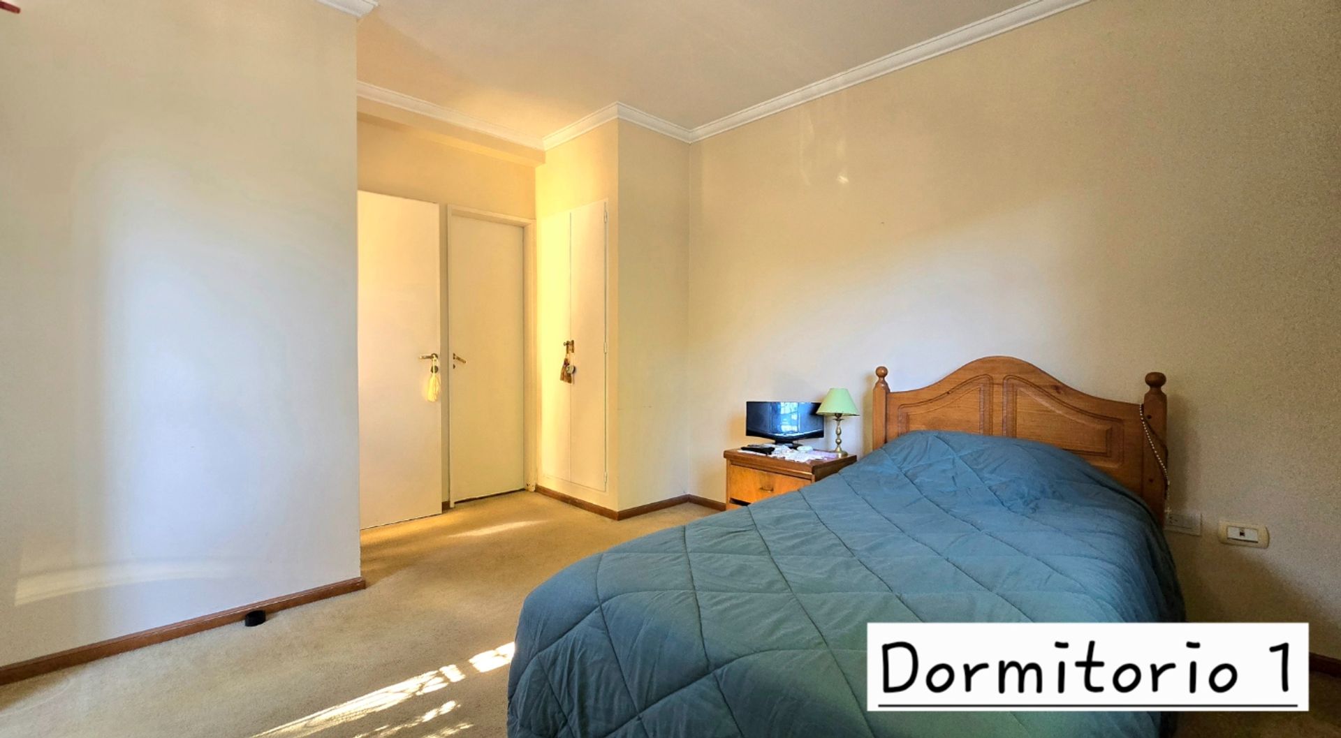 VENTA Triplex 2 Dorm. Olivos-cocher-patio-Luminoso