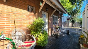 For Sale Triplex 2‑bedroom Olivos‑cocher‑patio‑bright