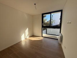 For Rent 1‑bedroom parking La Calabria brand new