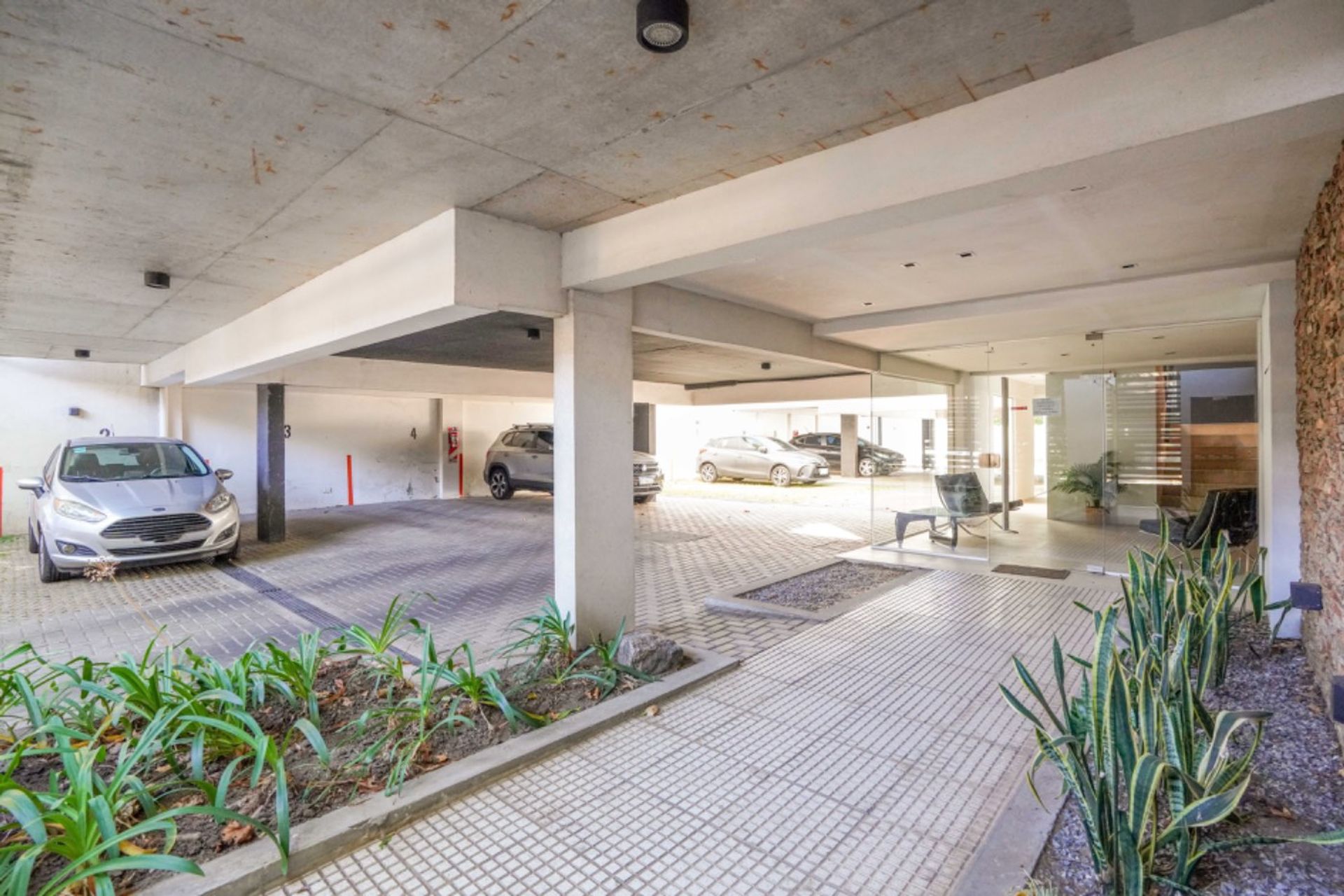 Dpto 3 amb con balcon y cohera en venta en Olivos