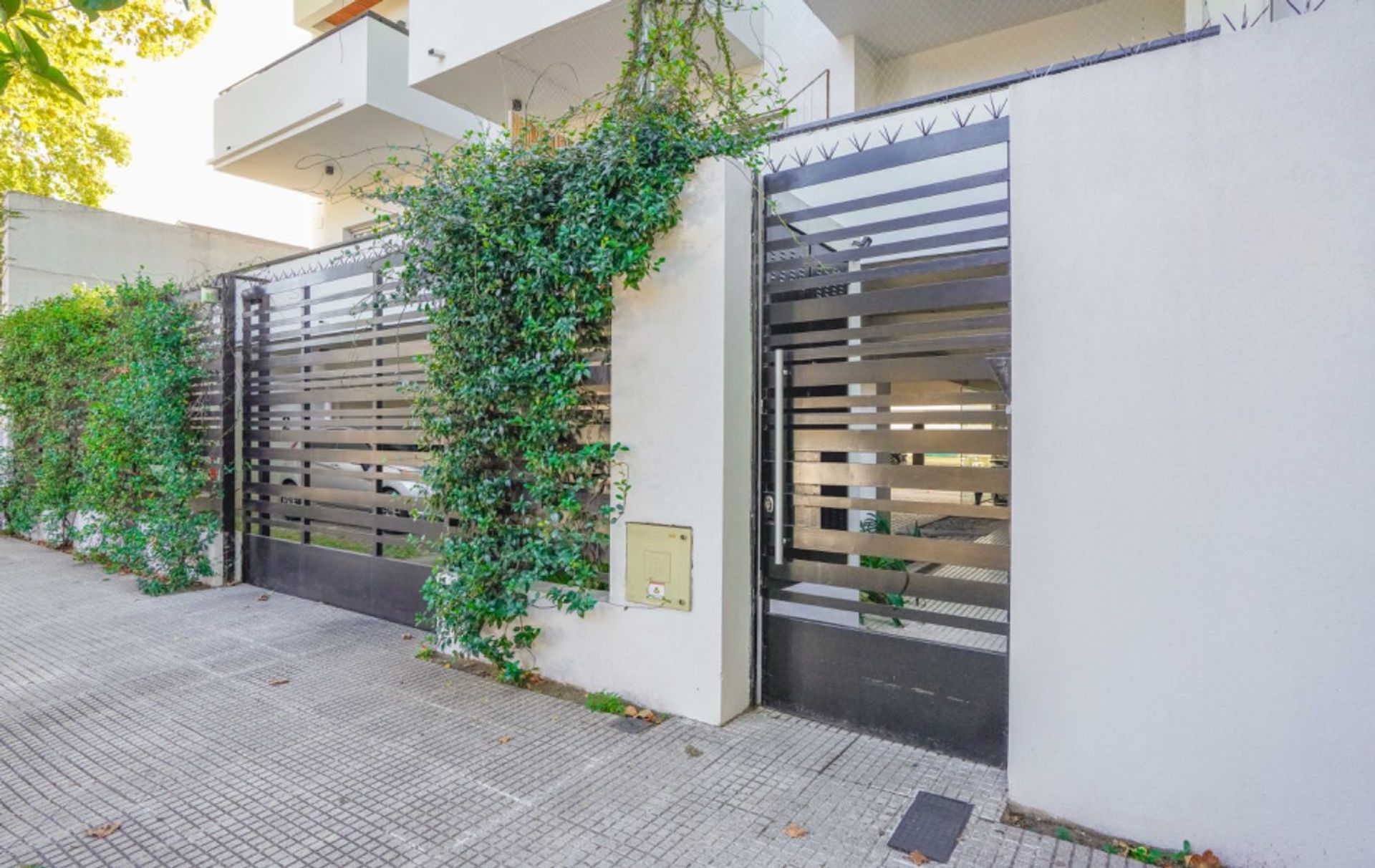 Dpto 3 amb con balcon y cohera en venta en Olivos