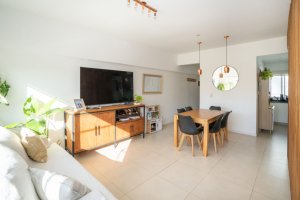 Apartment 2‑bedroom with balcony and cohera for sale in Olivos