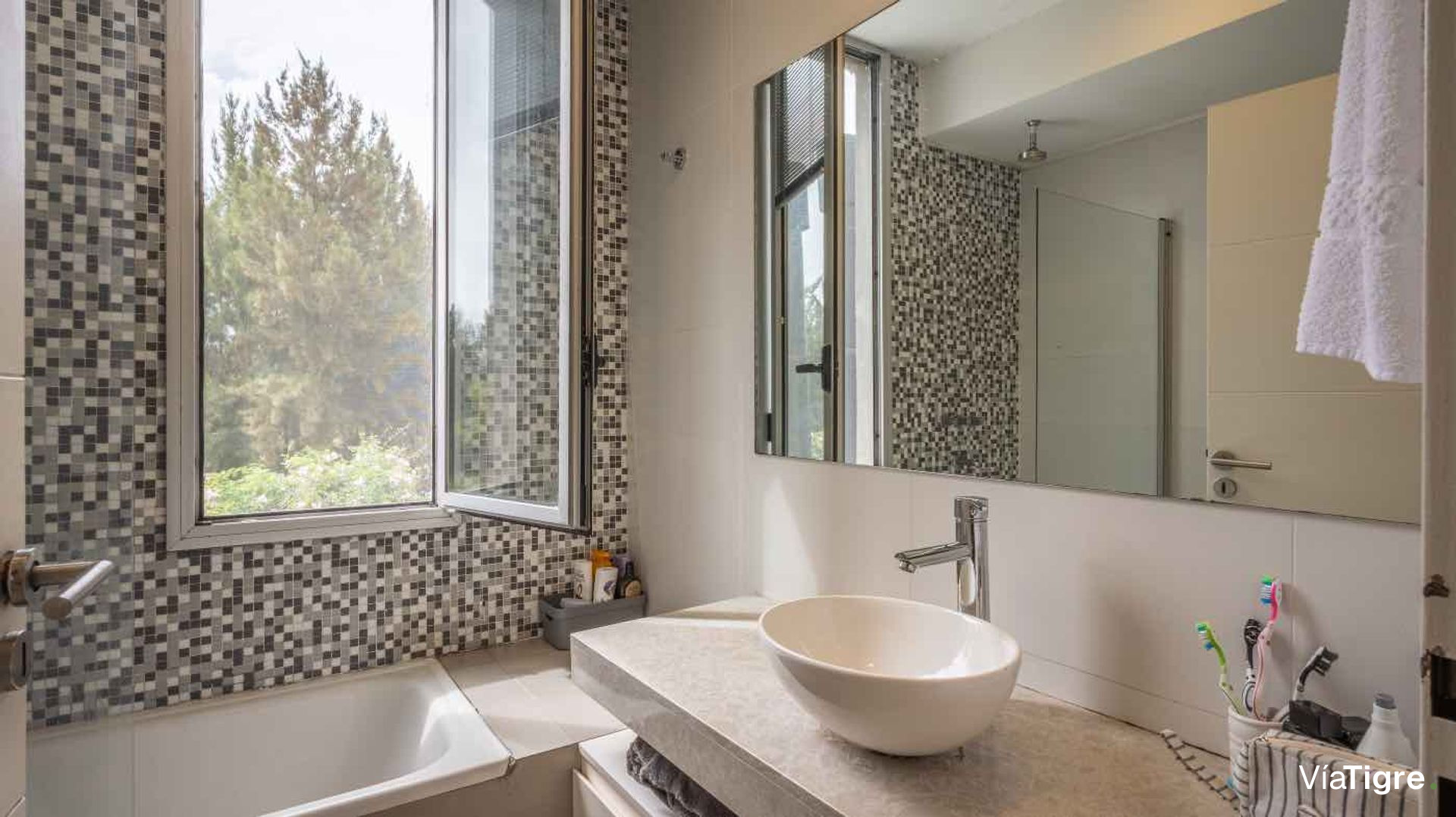 Venta duplex 4 ambientes La Mansa, Islas del Golf