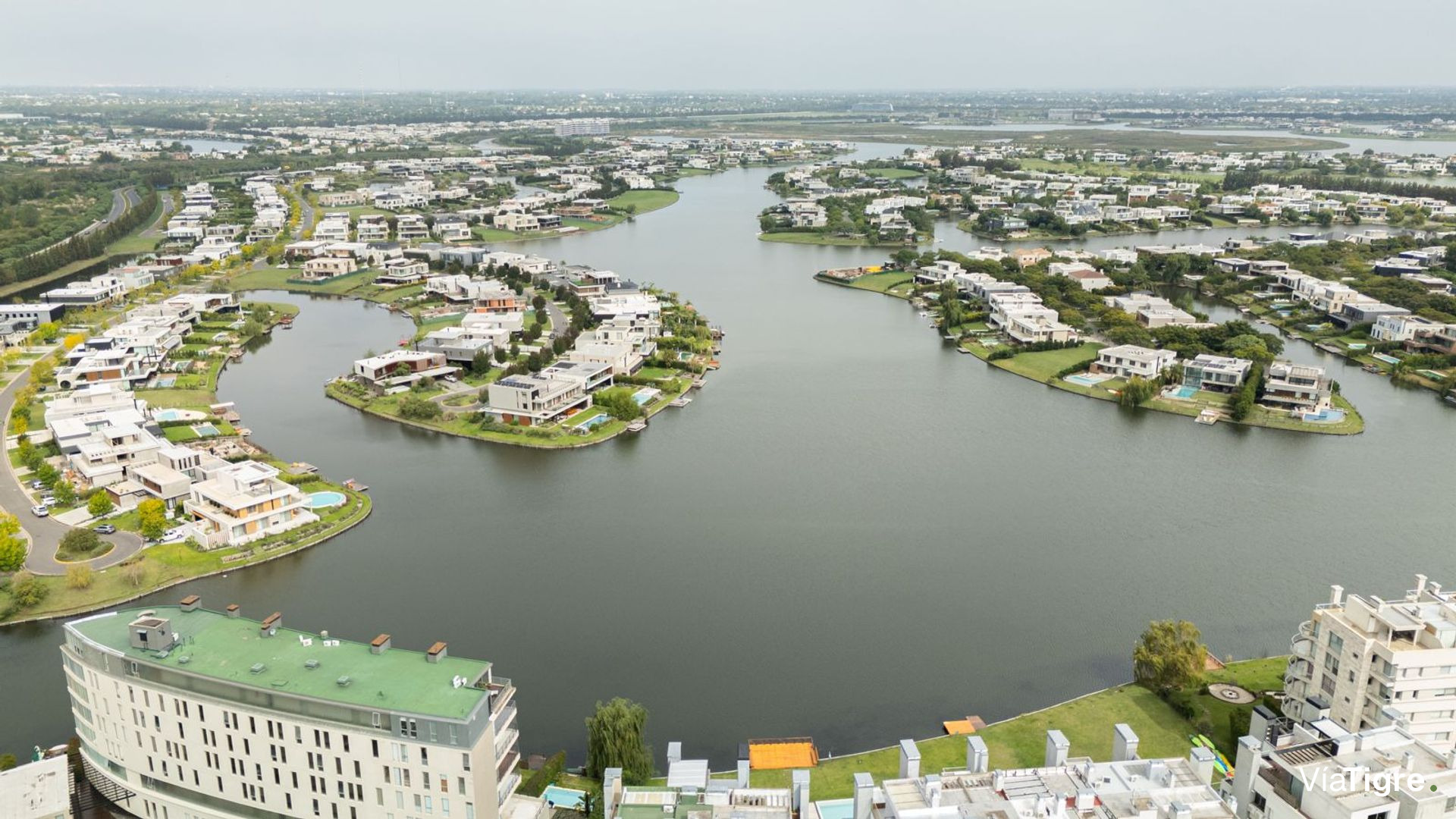 Venta duplex 4 ambientes La Mansa, Islas del Golf