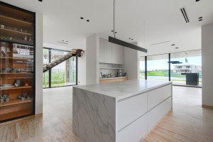 Venta casa al LAGO en Los Puentes -Nordelta-Tigre