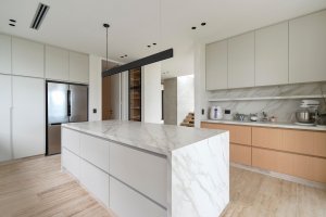 Venta casa al LAGO en Los Puentes -Nordelta-Tigre