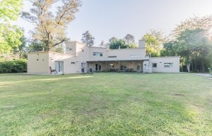 House For Rent 3-Bedroom Benavidez