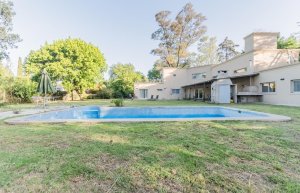 House For Rent 3-Bedroom Benavidez