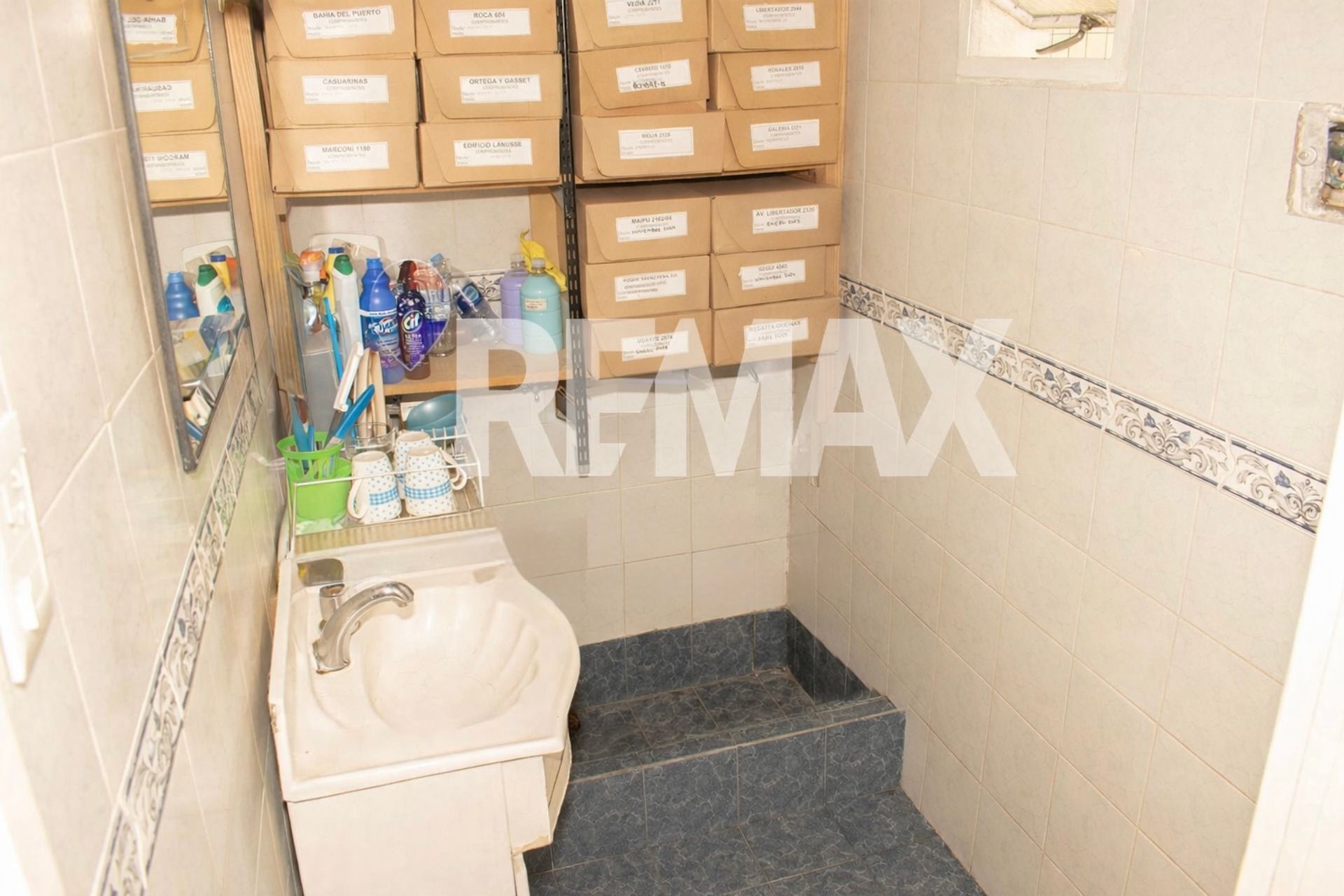 VENTA PH 3 Amb Apto Credito Florida con Patio