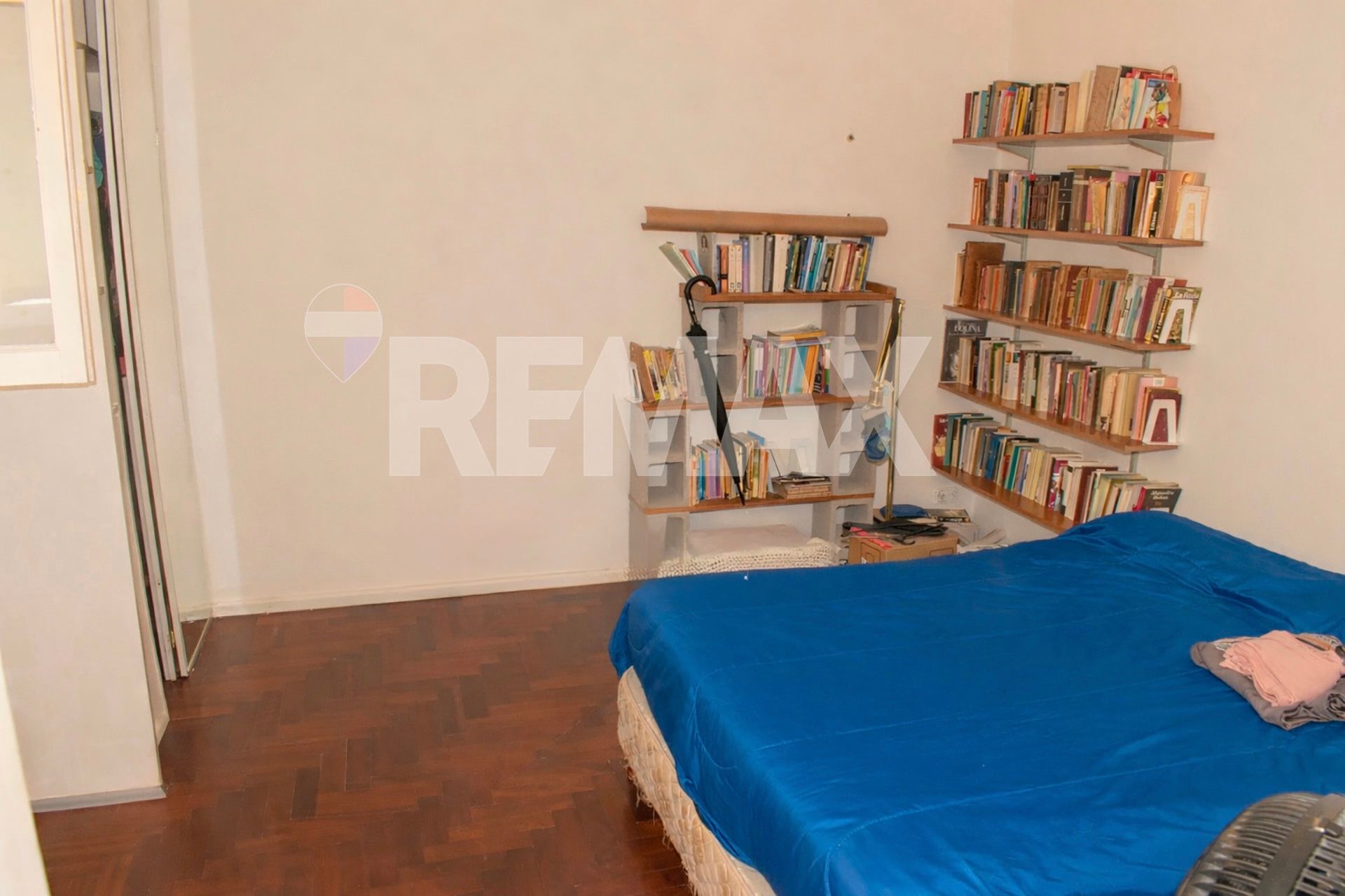 VENTA PH 3 Amb Apto Credito Florida con Patio