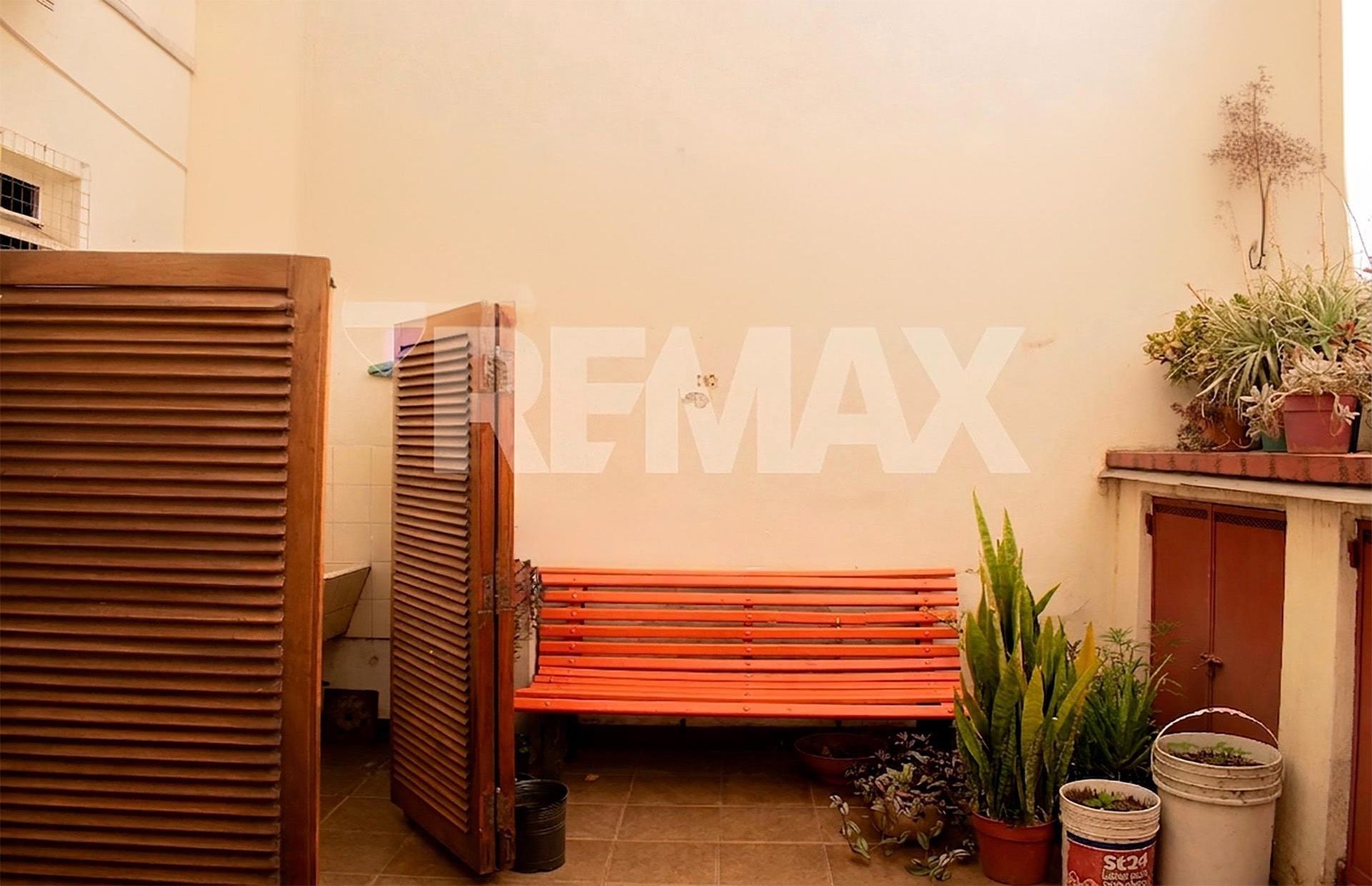 VENTA PH 3 Amb Apto Credito Florida con Patio
