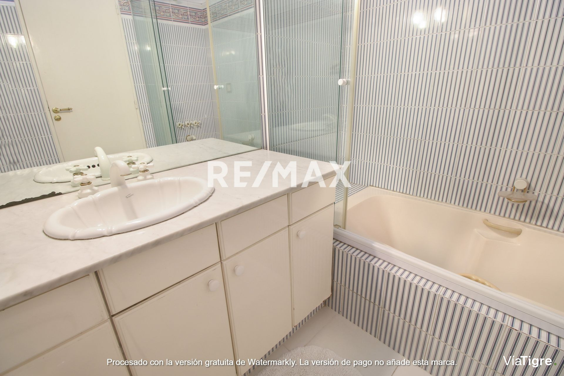Venta de casa B. Sta Rita. San Isidro