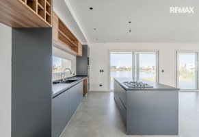 Sale House Brand New S La Laguna Bo Santa Ana