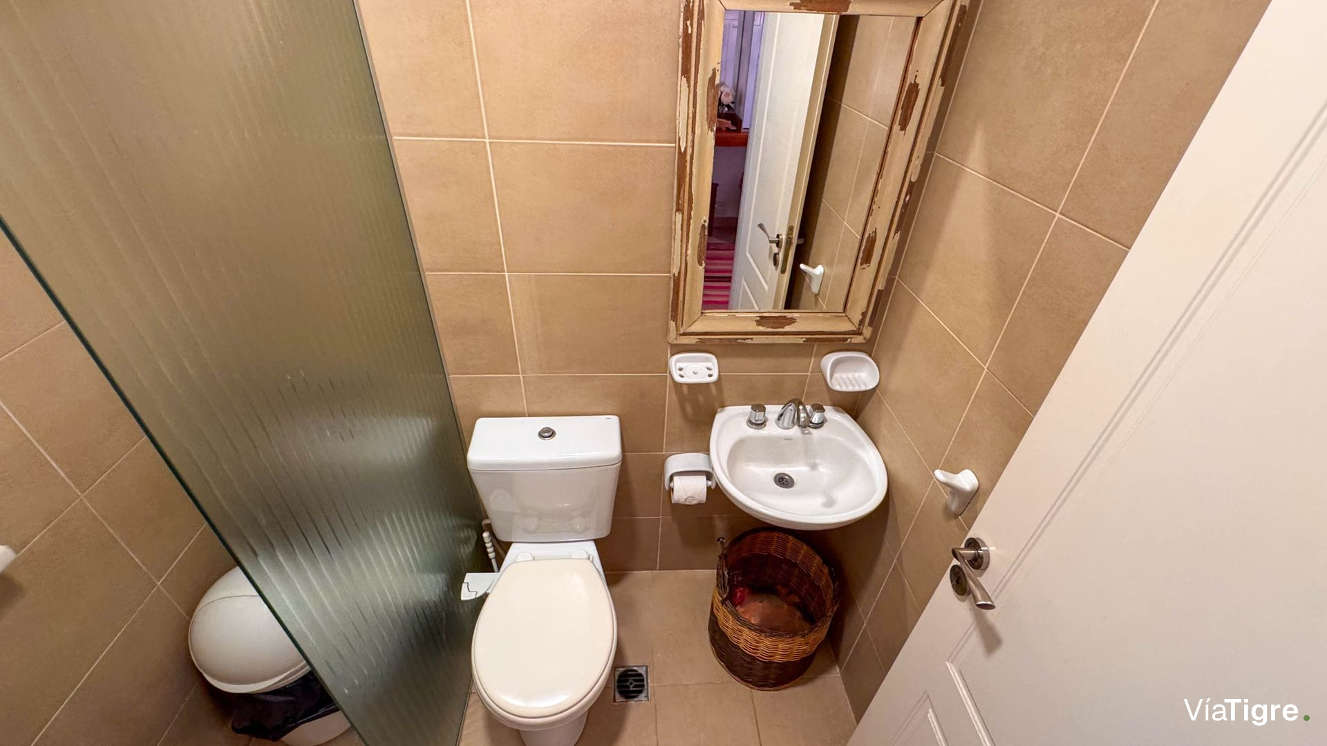 Casa 5 AMB. con PILETA y JARDÍN - Barrio SAN MARCO
