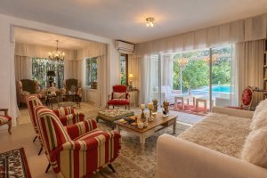 5‑bedroom house with pool and garden – San Marco neighborhood