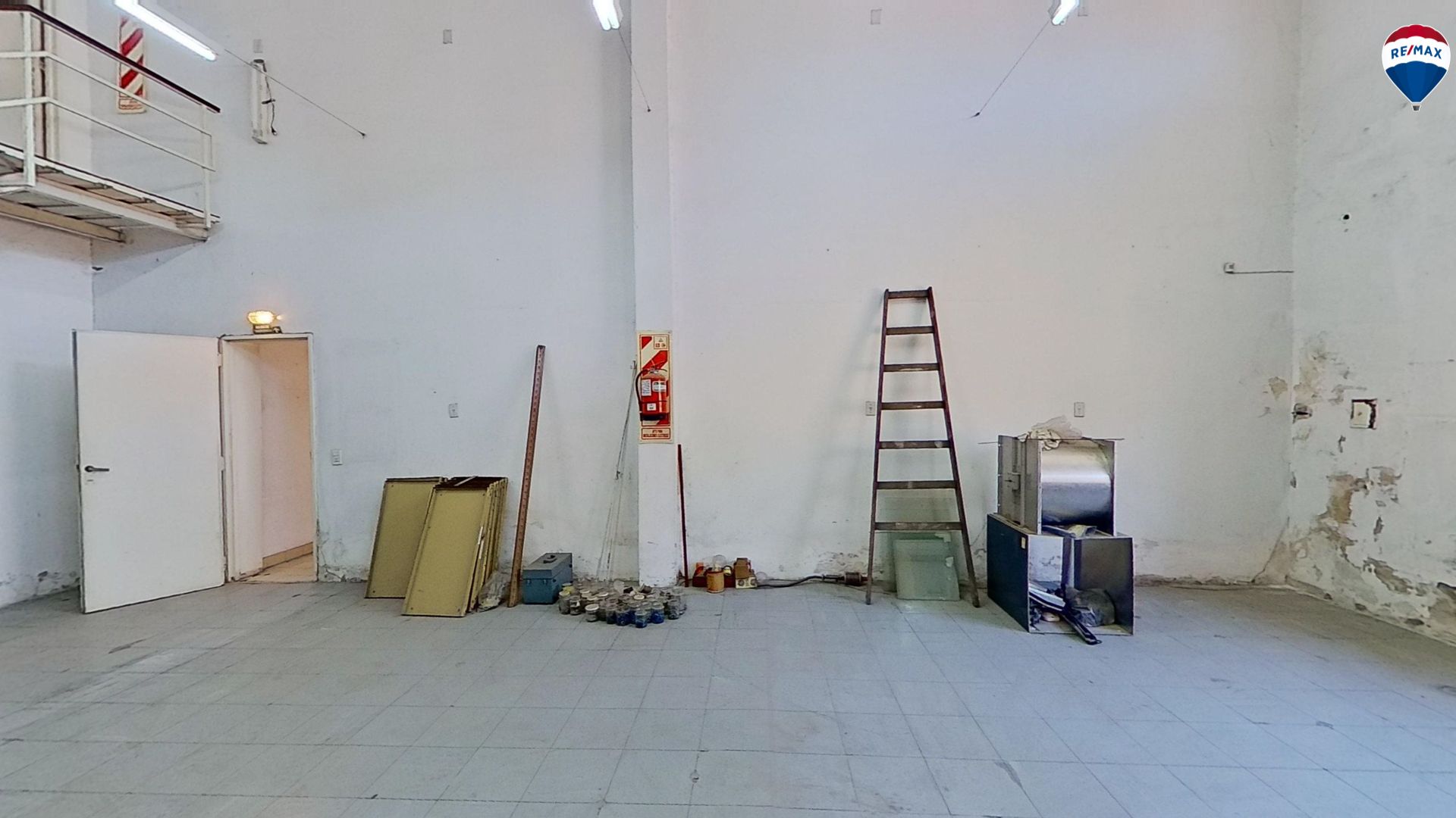 Don Torcuato - Venta Galpón con Depósito