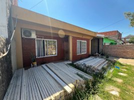 House for Sale 2‑bedroom El Talar 445m2 Land