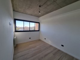 Rent in Florida 2‑Bedroom Apartment with Garage