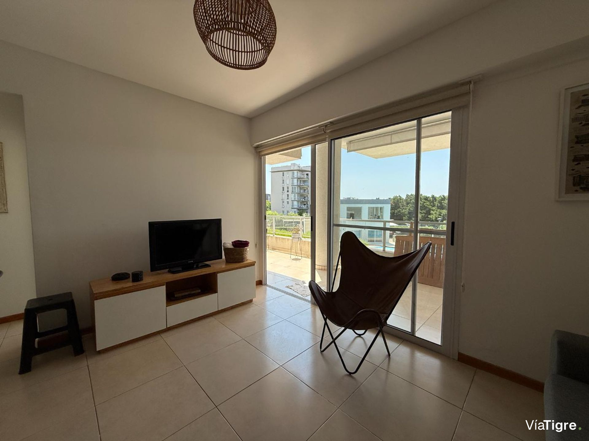 Monoamb divi alquiler balcon cochera Palmar Nordel