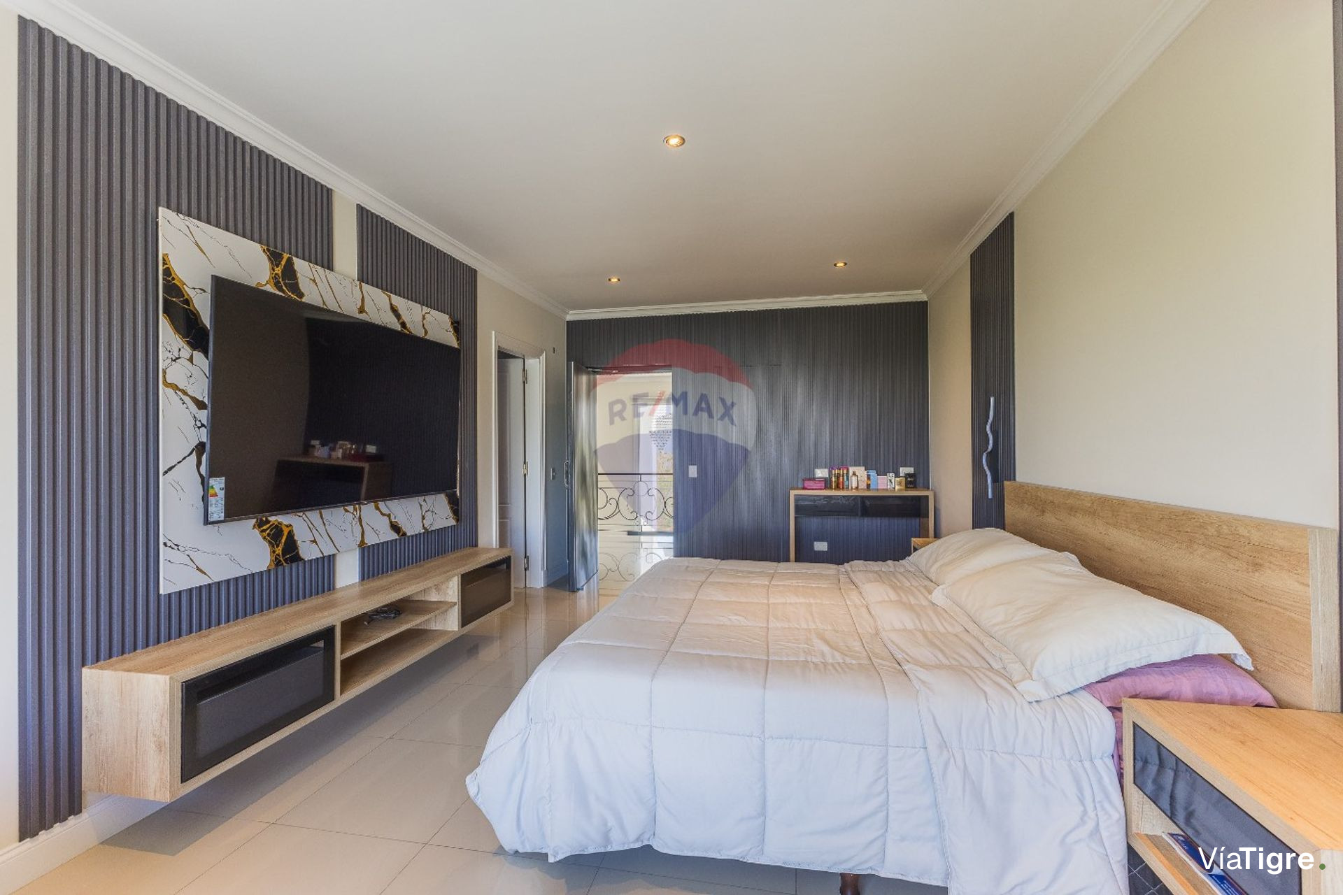 Venta casa Los Alisos Nordelta interna 5 ambientes