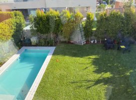 Casa 4 dormitorios 1 escritorio pileta playroom