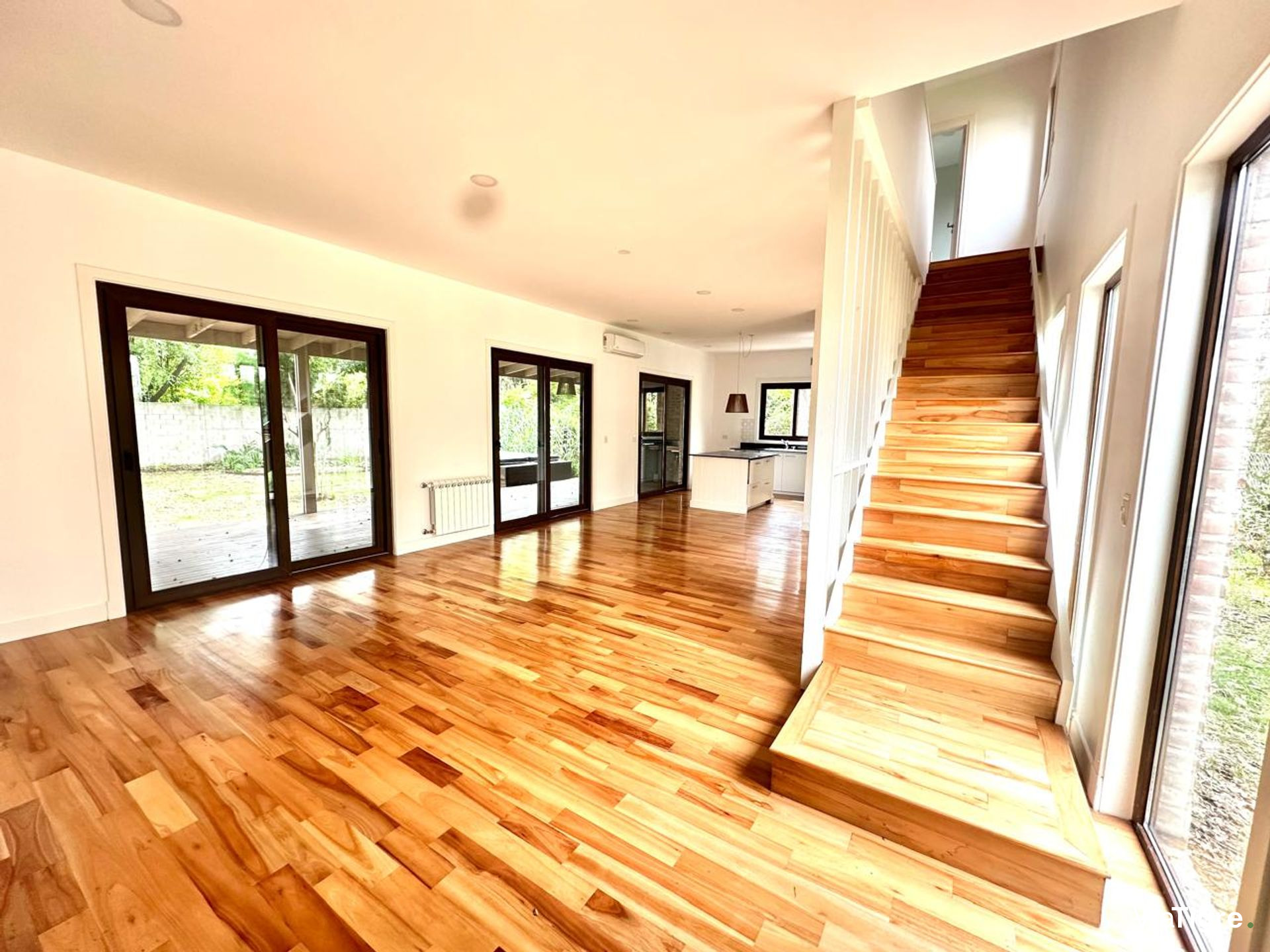 Venta De Casa 4 Amb Aestrenar Lomas De San Isidro