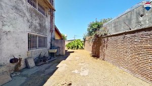Don Torcuato - 500m² Lot for Sale – with Barn