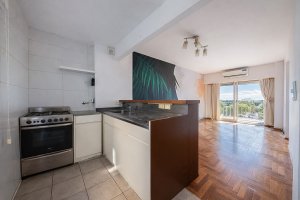 For Sale Apartment 2-Bedroom in Vicente Lopez