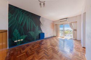 For Sale Apartment 2-Bedroom in Vicente Lopez