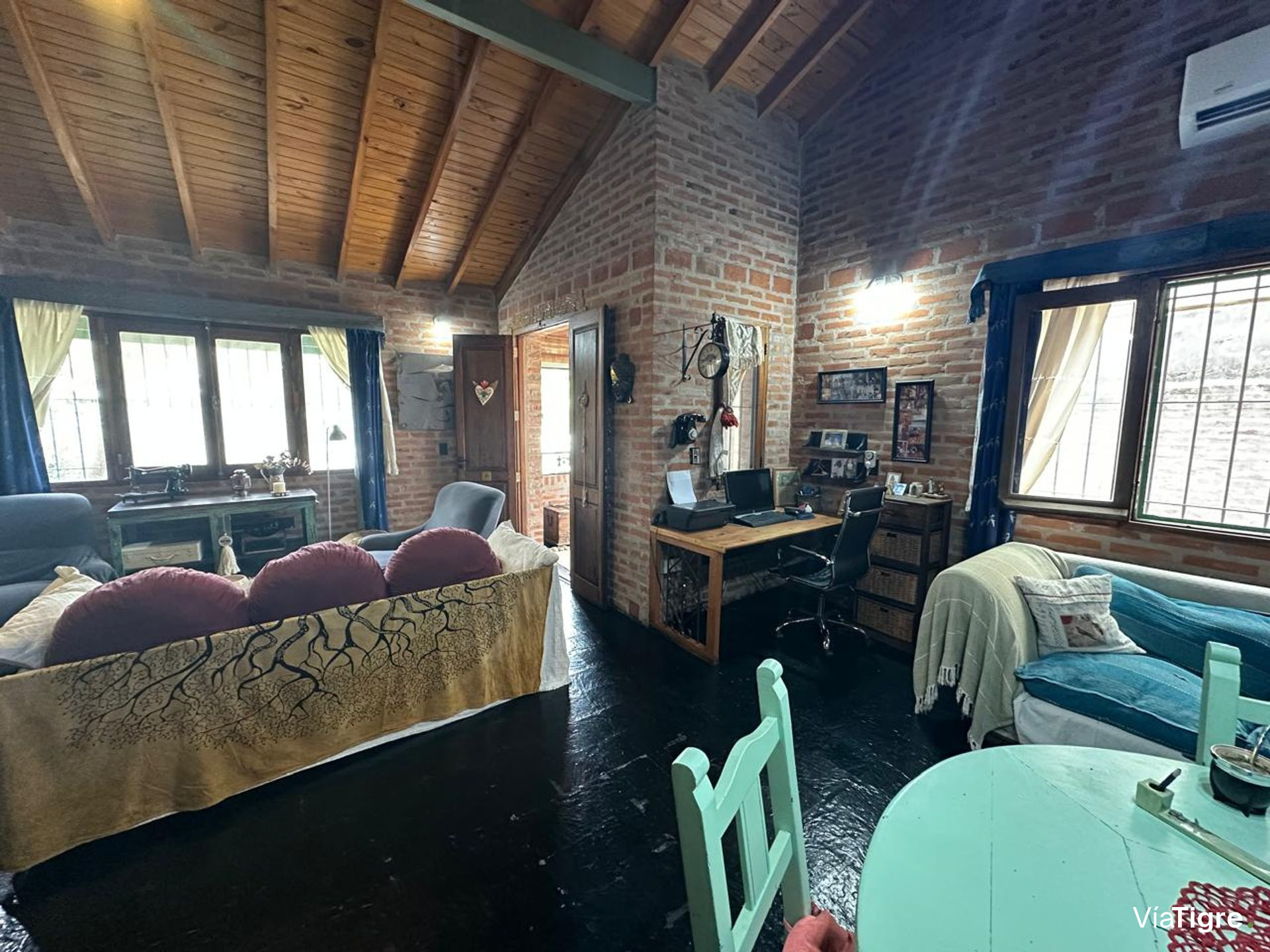 CASA VENTA DOS PLANTAS en BENAVIDEZ APTA CREDITO