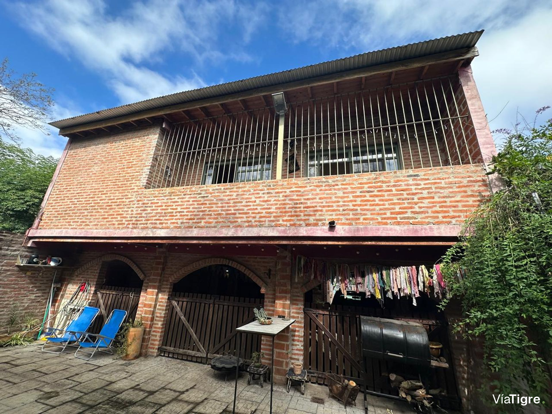 CASA VENTA DOS PLANTAS en BENAVIDEZ APTA CREDITO
