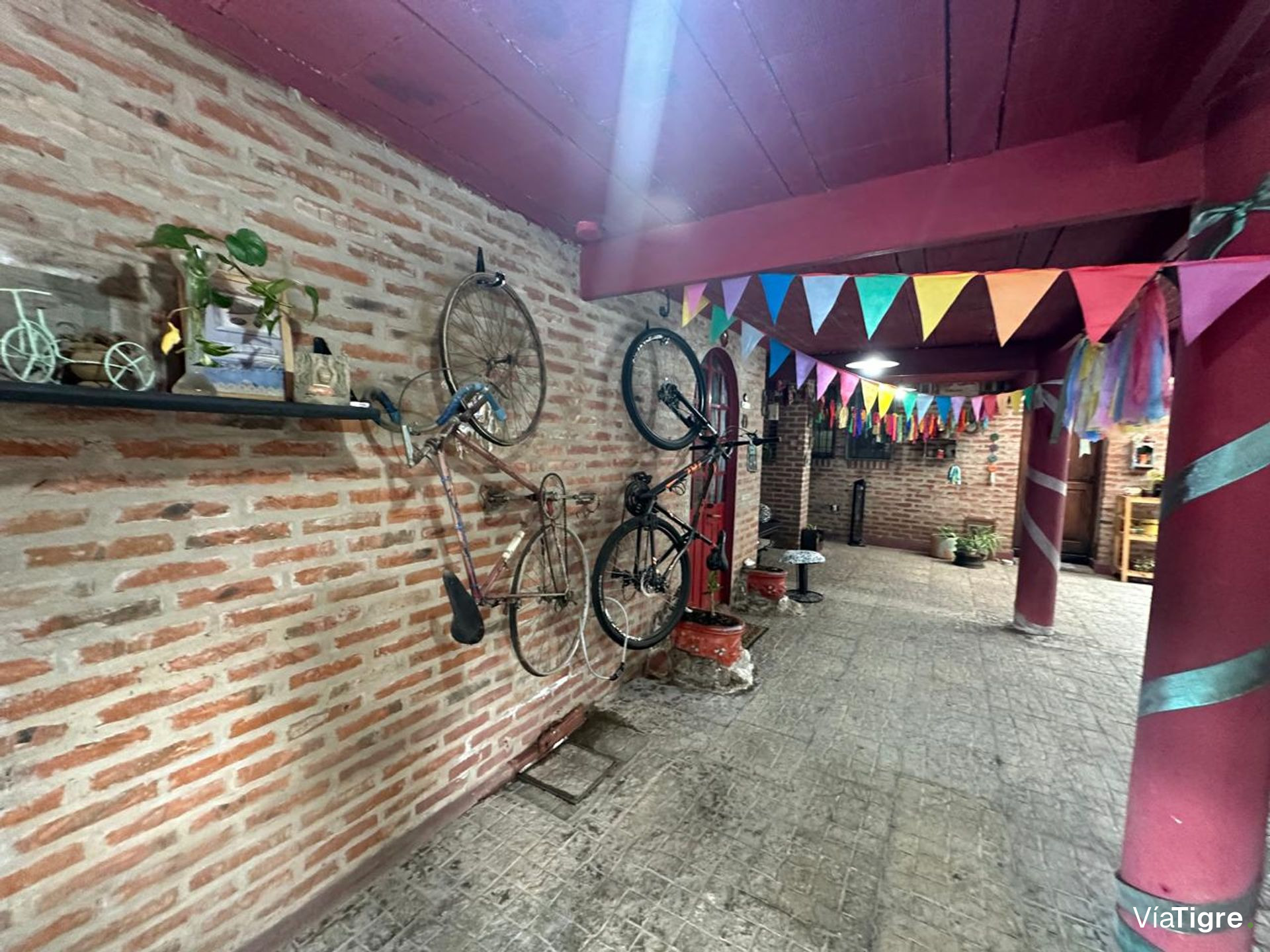 CASA VENTA DOS PLANTAS en BENAVIDEZ APTA CREDITO