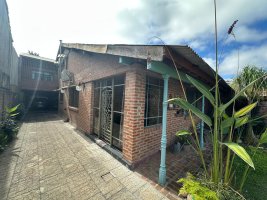 CASA VENTA DOS PLANTAS en BENAVIDEZ APTA CREDITO