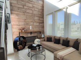 House for sale at the lagoon in San Rafael Villanueva