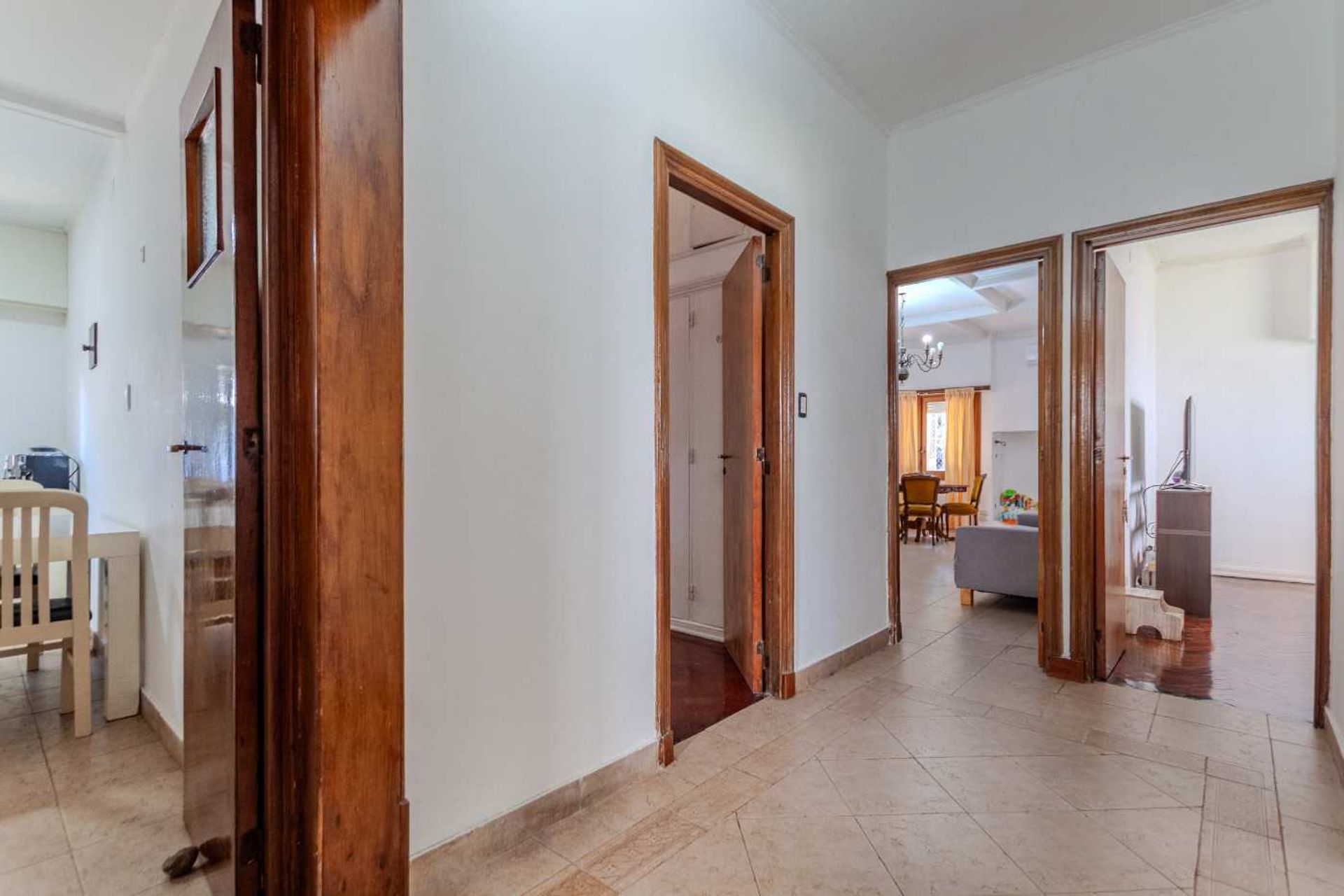 VENTA Casa 4 ambientes con jardín en LA LUCILA