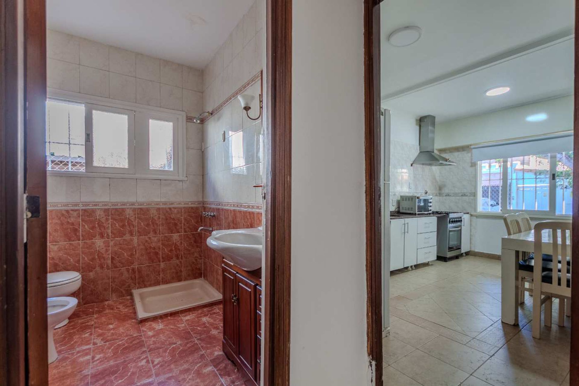 VENTA Casa 4 ambientes con jardín en LA LUCILA