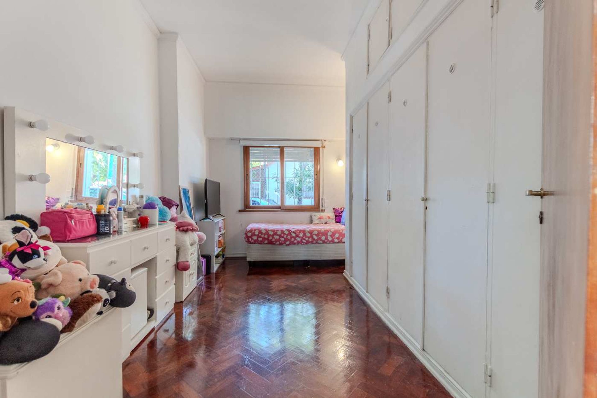 VENTA Casa 4 ambientes con jardín en LA LUCILA