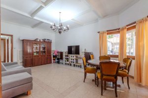 For Sale House 3‑bedroom with garden in LA LUCILA