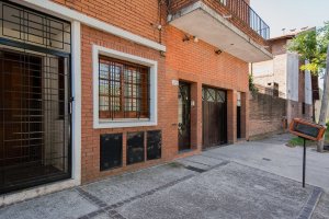 Sale Penthouse 3-Bedroom Olivos Without Expenses