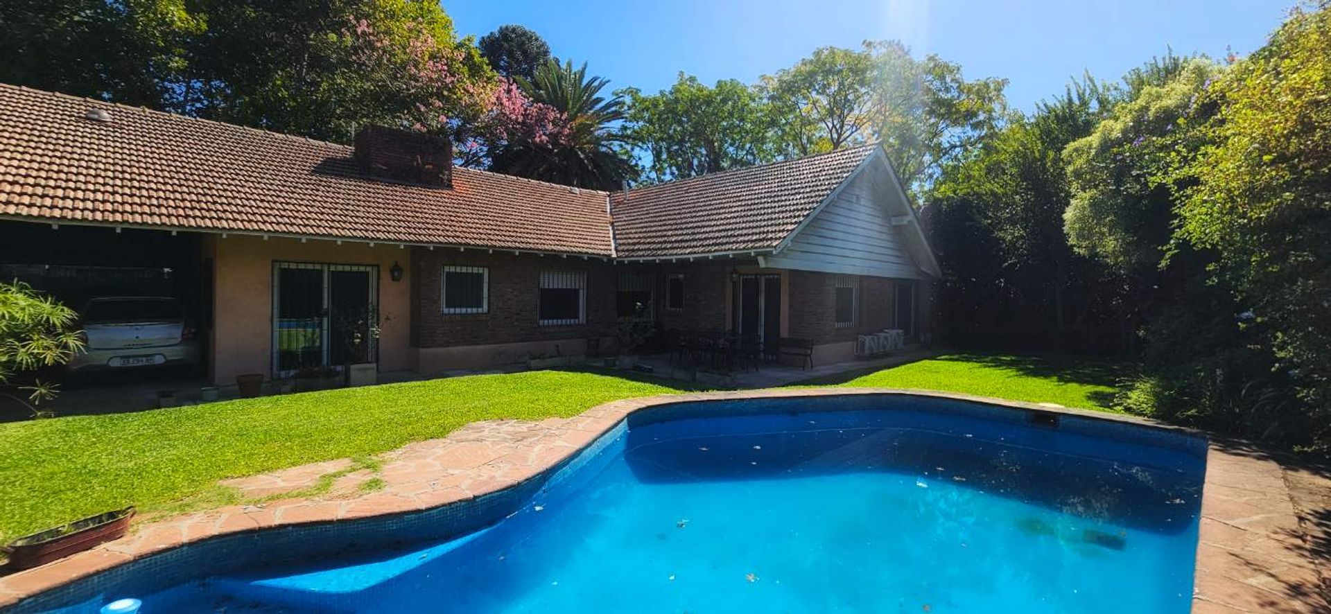 VENTA Casa - una planta - Beccar vias Libertador