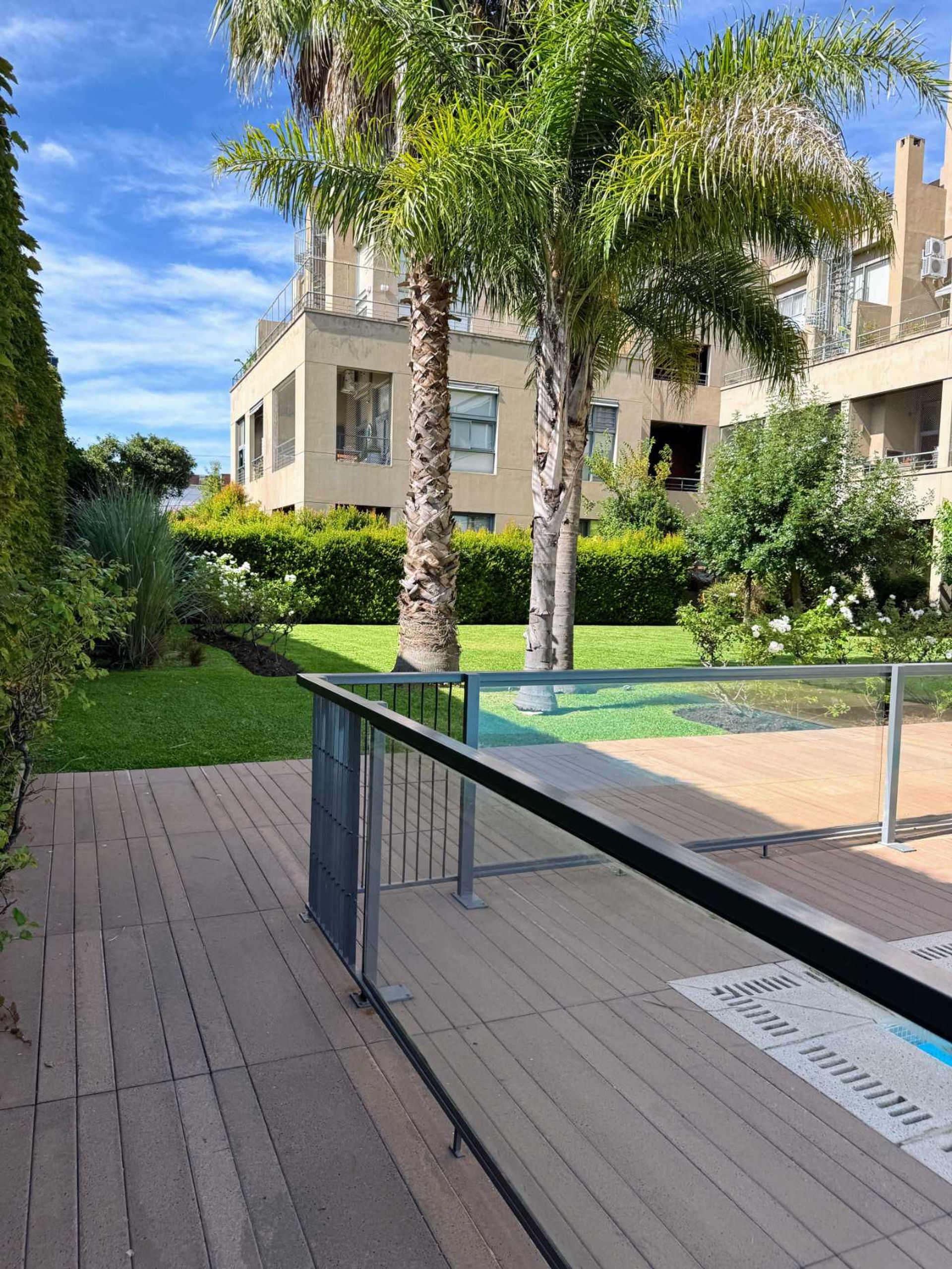 Alquiler Loft Florida complejo con seguridad
