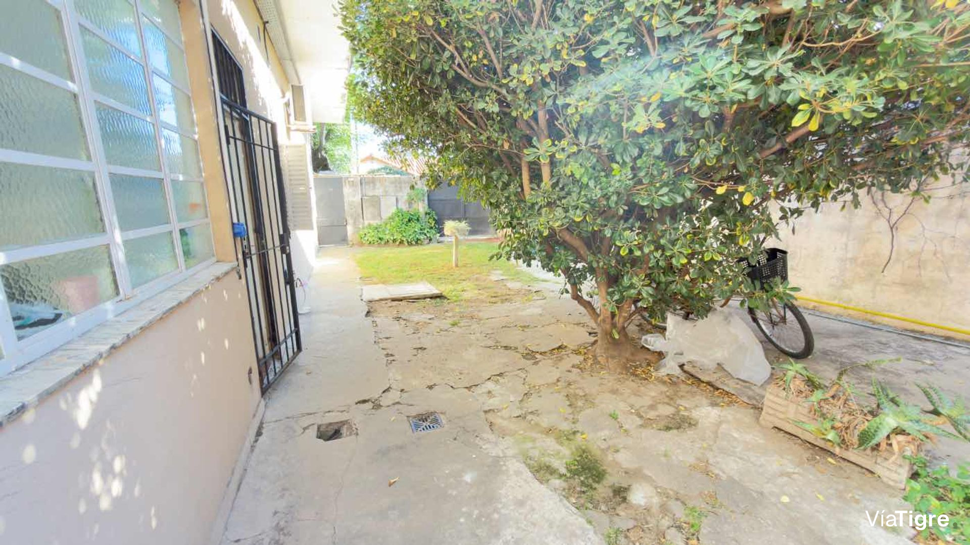 Venta Ph 2 ambientes en Florida sin expensas