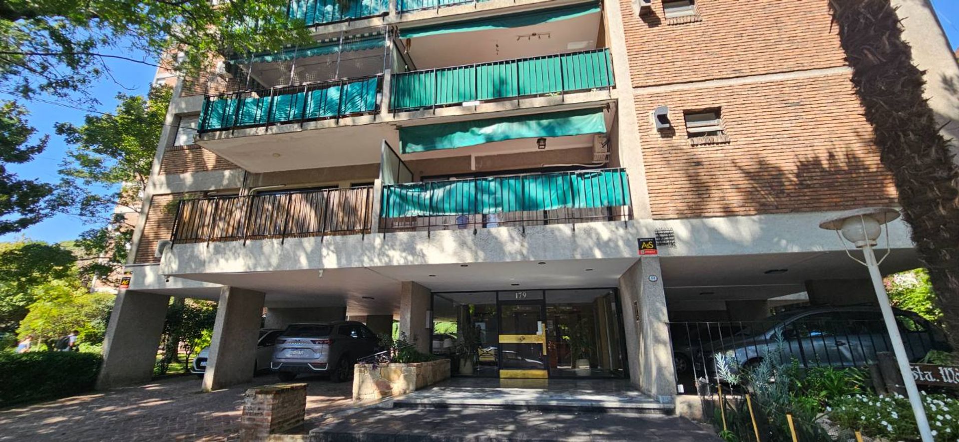 VENTA departamento 2 ambientes Acassuso 62m2