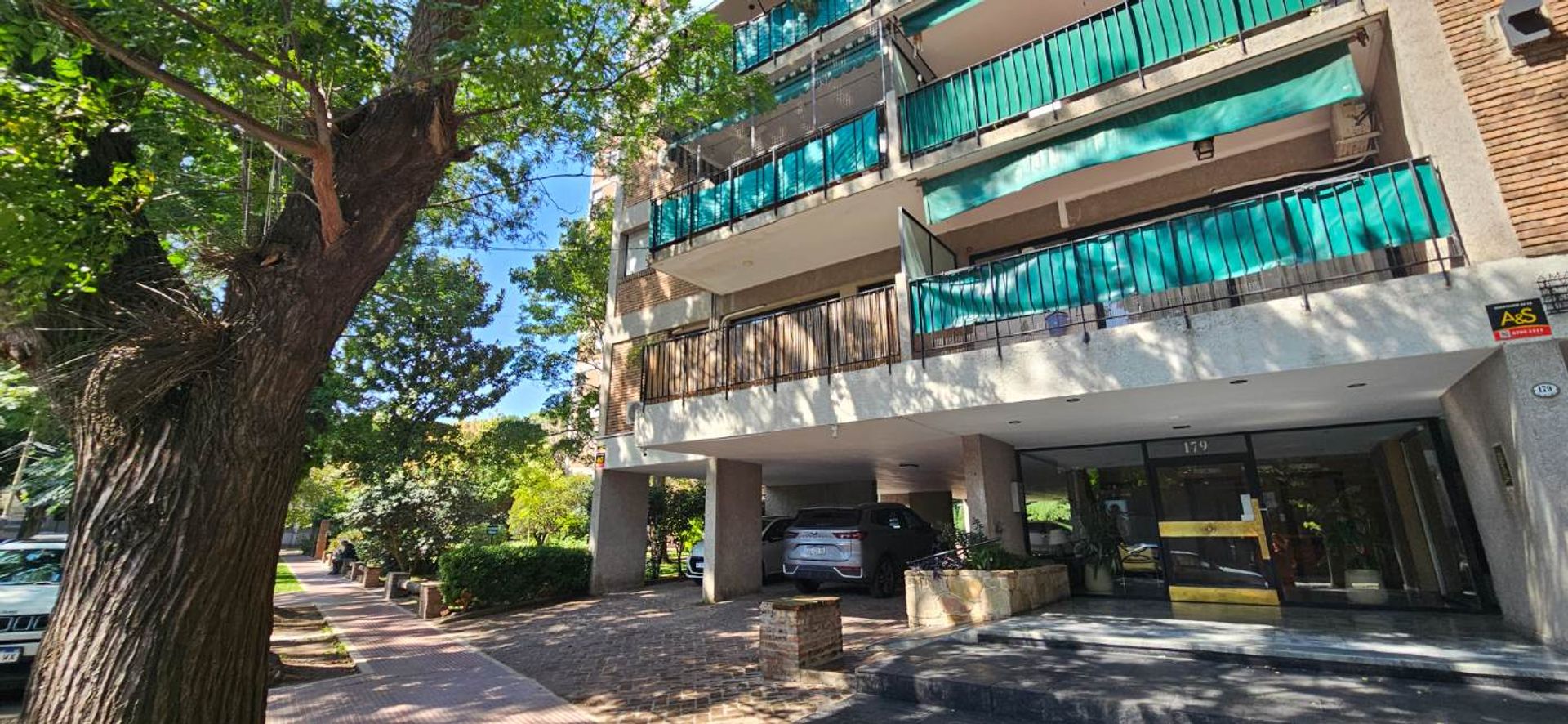 VENTA departamento 2 ambientes Acassuso 62m2