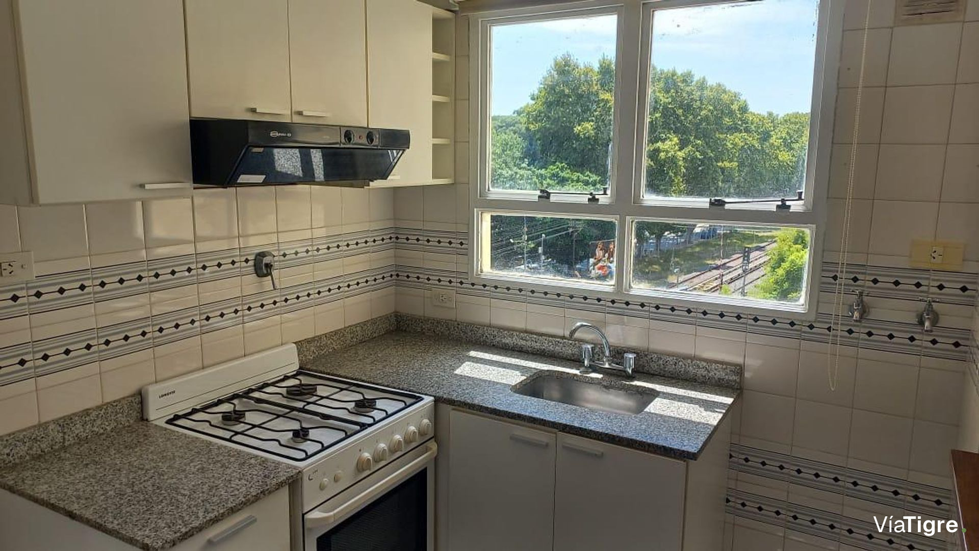 Alquiler Departamento 2 ambientes Vte.Lopez al Rio