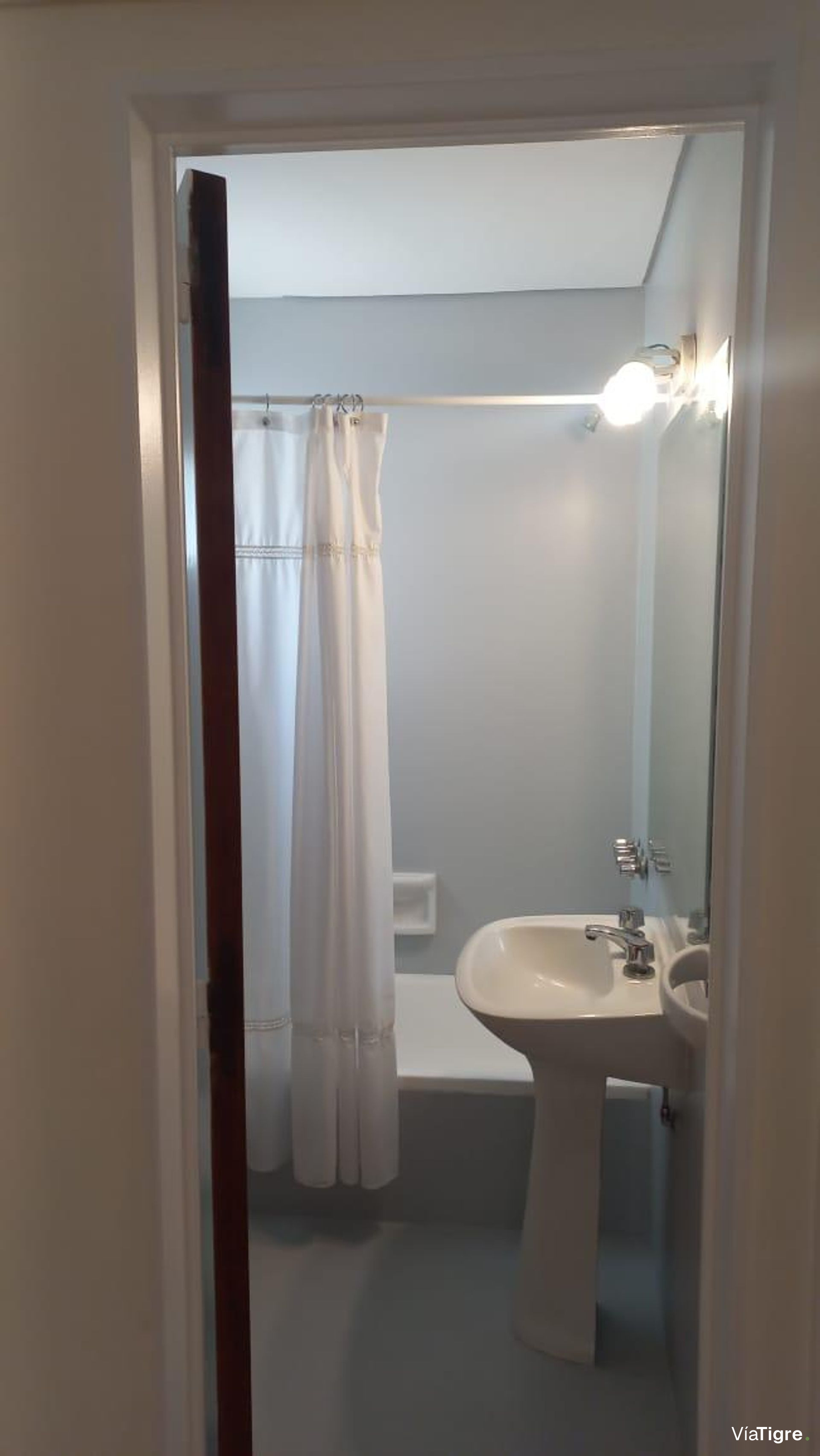 Alquiler Departamento 2 ambientes Vte.Lopez al Rio