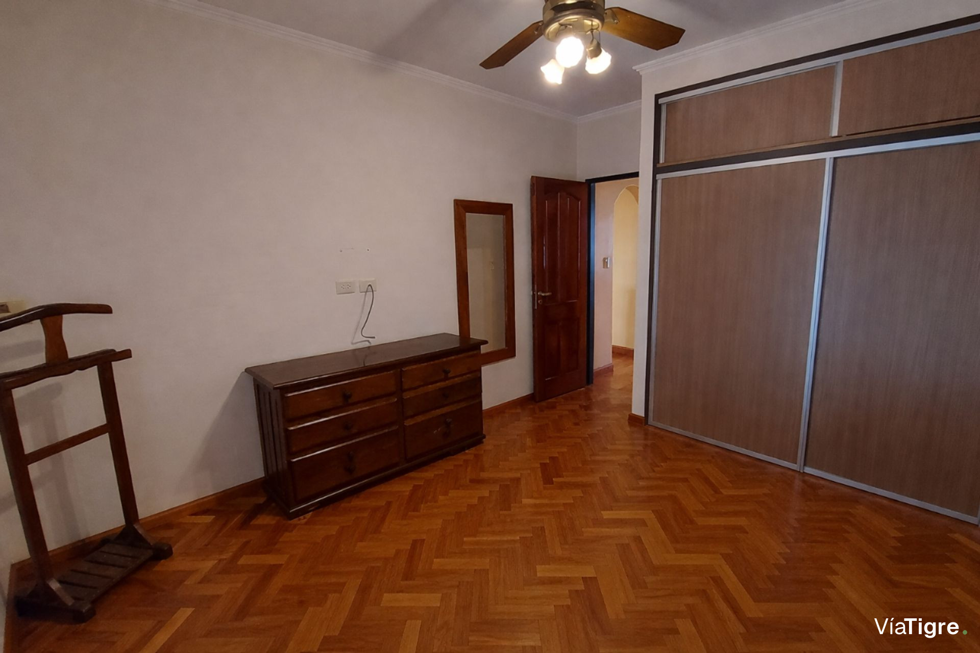 Venta Casa 5 amb Pileta Quincho Villa Adelina
