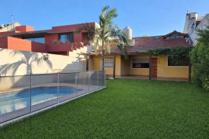 Sale House 3‑bedroom Pool BBQ Villa Adelina