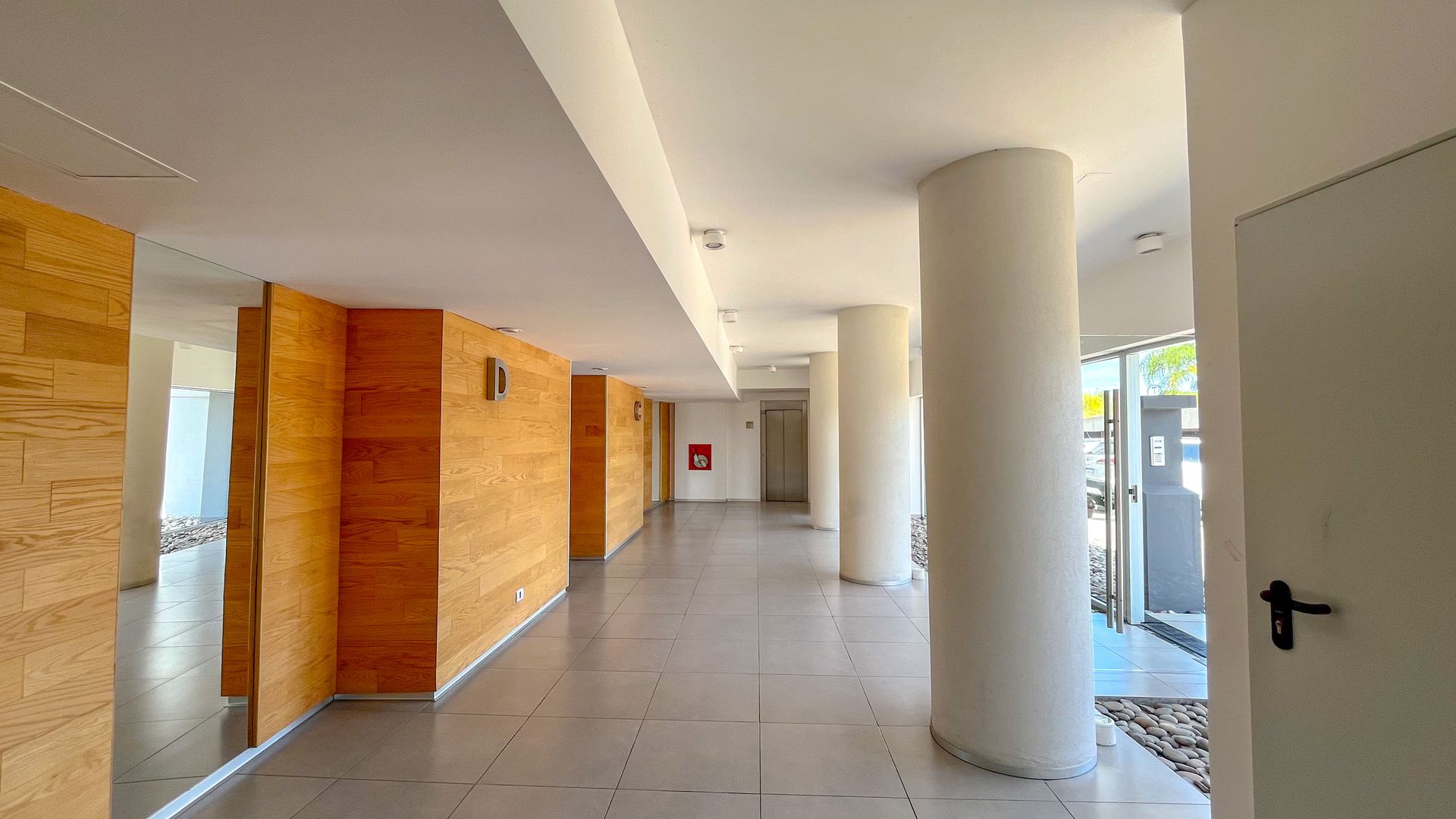 Luxury Penthouse in Enyoi 360° views to the lake