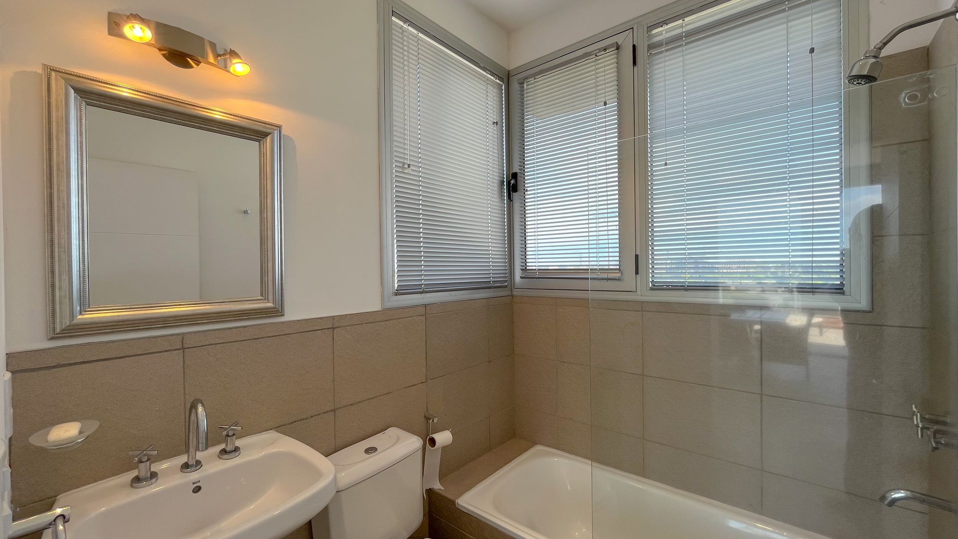 Departamento 5amb. 355M2 Nordelta vista al Lago